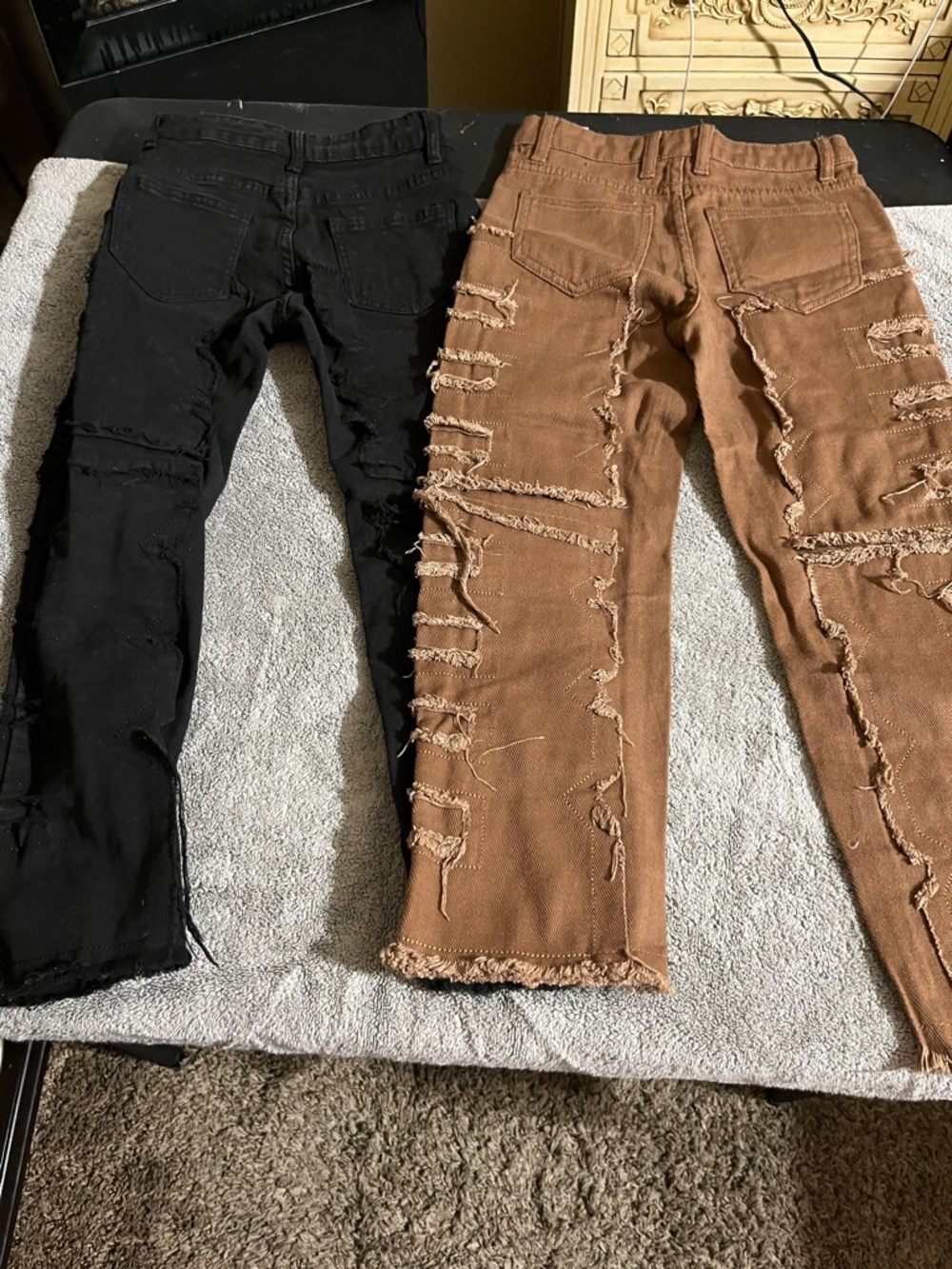 Jeans - Picture 2 of 3
